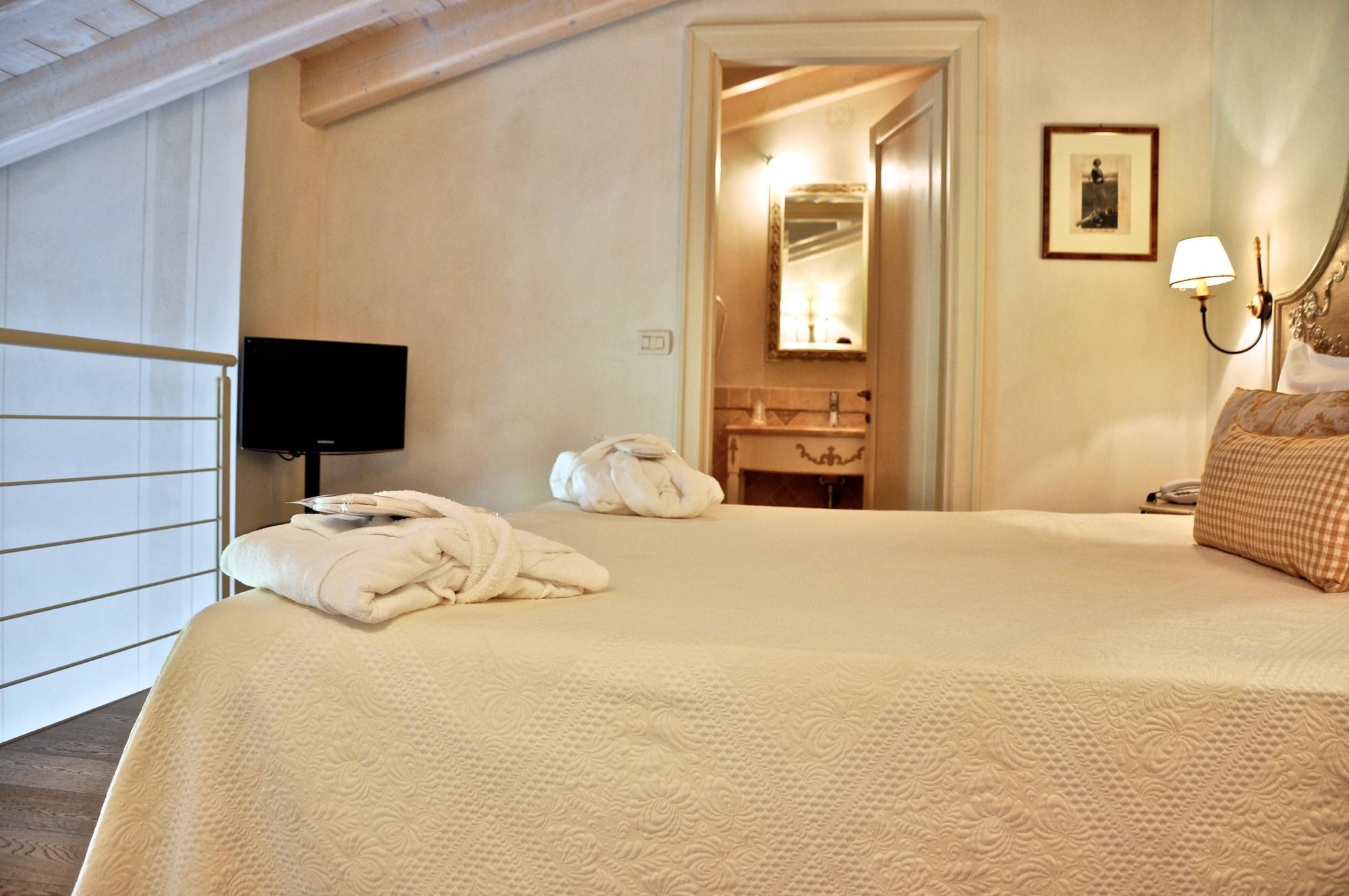 Chervò Golf Hotel Spa, Resort&Apartment San Vigilio Pozzolengo Esterno foto