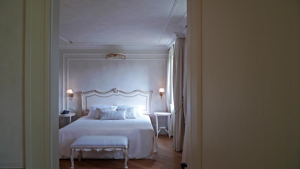 Chervò Golf Hotel Spa, Resort&Apartment San Vigilio Pozzolengo Esterno foto